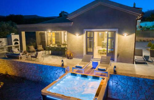 Villa Rodamos - Photo 2