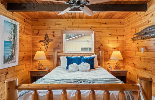 Bass Bay Getaway | Lakefront Family Cottage - Foto 17