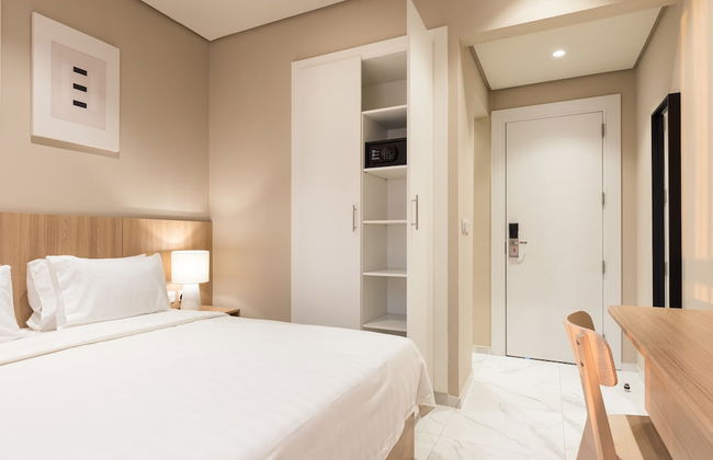 THE CODE RESIDENCE - Photo 3