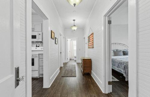 Cozy Downtown Seneca Bungalow - Foto 28