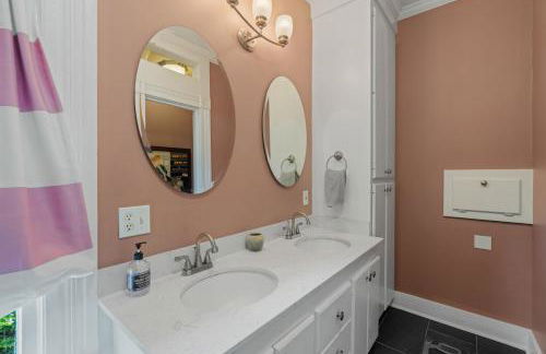 Spacious, Soulful Southern Stay - Foto 23