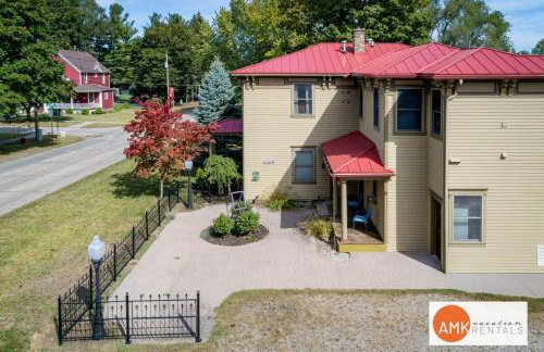 Lake Life Getaway - Condo near downtown! - Foto 29