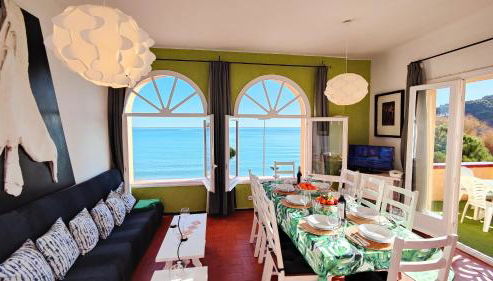 Apartamento con jardín a 11 metros de la playa. CG. - Foto 3