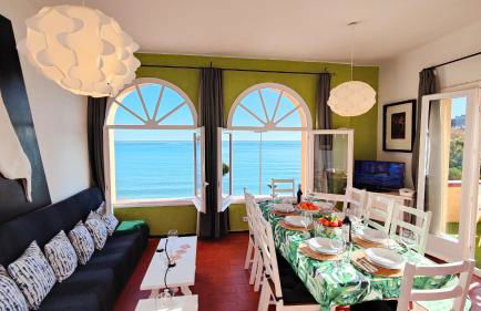 Apartamento con jardín a 11 metros de la playa. CG. - Foto 3
