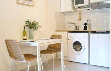 Studio rénové, 5mn plage, terrasse, clim, vélos - Foto 2