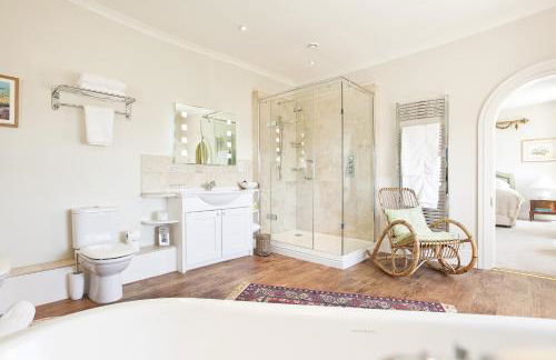 Finest Retreats - Historic Castle on River Tamar - Photo 11