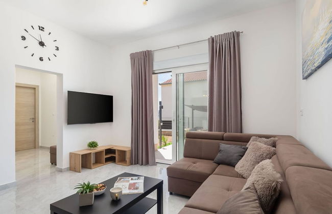 Contemporary Apartment With Terrace and Spacious Garden - Foto 6