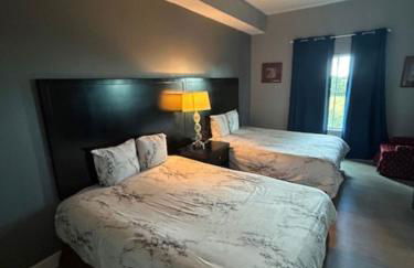 Condo near Disney Springs-Free shuttle to Parks - Foto 75