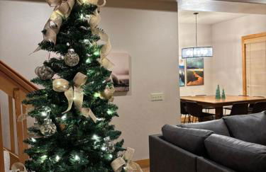 Sierra Pines Villa Deck Jetted Tub Game Rm - Photo 25