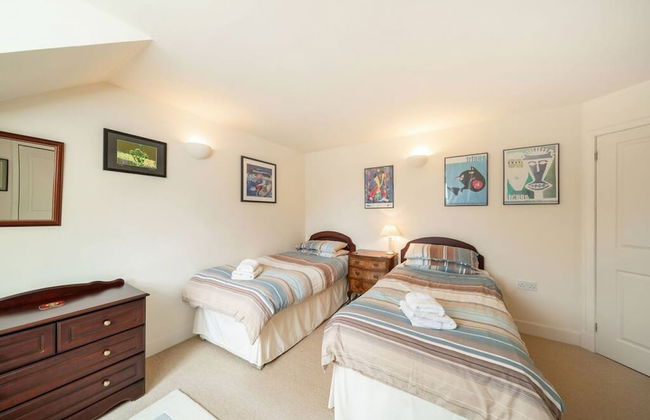 Earnside Cottage - Charming River Views - Foto 22