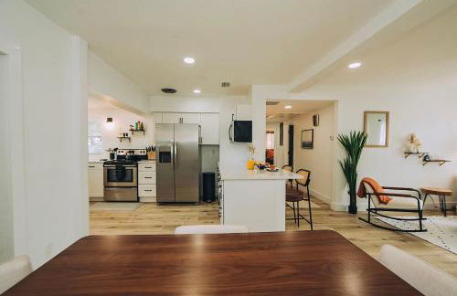 Oasis Over the Bridge of Lions - Foto 11