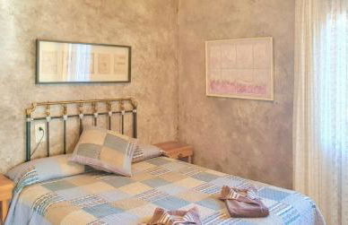 Spacious villa with private pool in La Puebla de Castro - Foto 8