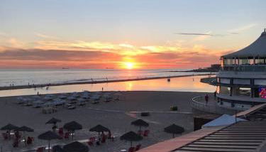 Beach and Park Welcome to surfcity Carcavelos - Foto 3