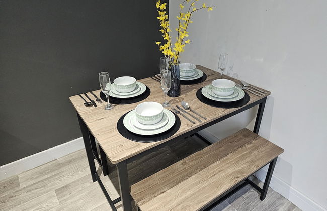 Skyline Remarkable 2-bed Apartment in Swansea - Photo 24