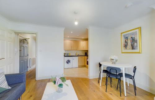 Duplex Redhill town centre Apt by Livingo Stays - Foto 12