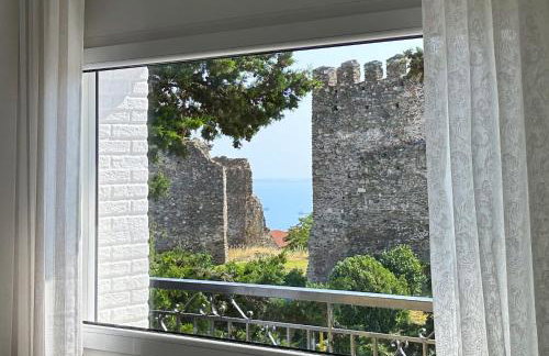 The Three Views - Foto 5