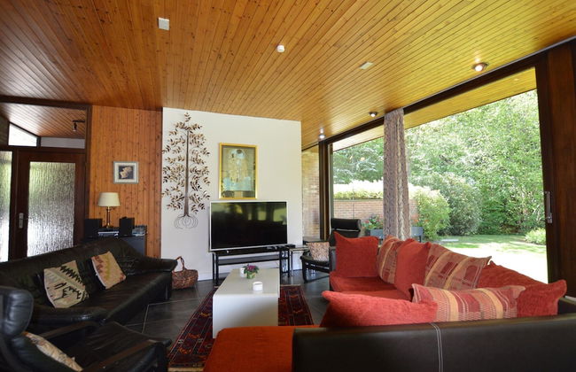 Luxury Villa with Swimming Pool near F1 Circuit - Foto 11