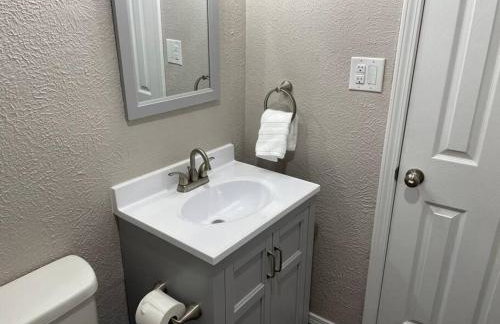 1 Bedroom wBalcony near UNM, Nob Hill downtown - Foto 7