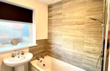 New Bracepeth - 2 Bedroom House- by Holiday Homes - Foto 3