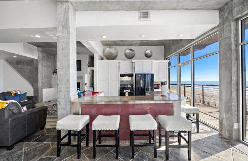 Oceanfront Experience - Photo 11