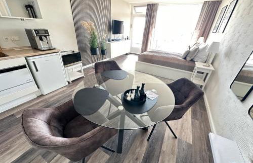 Timmendomizil - schöne Ferienwohnung in bester Lage - Sonnenseite - Foto 1