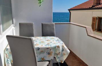 Galib 2 - newly renovated and top location near the sea and city center - Photo 12