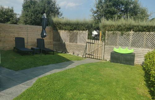 Perle Beach, Petite maison située en bord de plage, piscine. - Foto 24