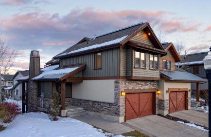 Blue Skies Lakeside Family-friendly Getaway w/ Hot Tub & BBQ - Foto 55