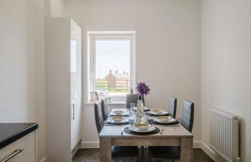 Pristine and Modern Home away from Home - Photo 20