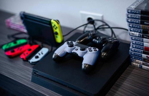 3 bed 3 bath Modern Luxury Home with Hot Tub and Rooftop Patio - Foto 11