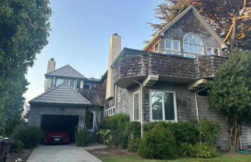 Steps to beach, restaurants, Wharf, Boardwalk, shops, pet friendly, fast Wifi, Lighthouse - Foto 3