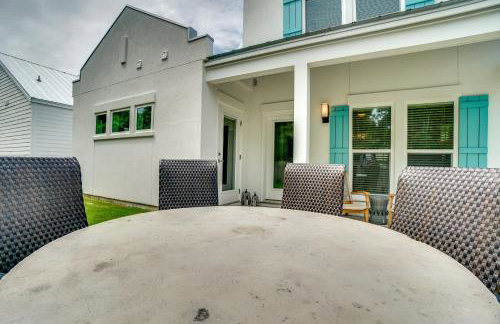 Sunny Day - Walk to beach- community pool! - Foto 31