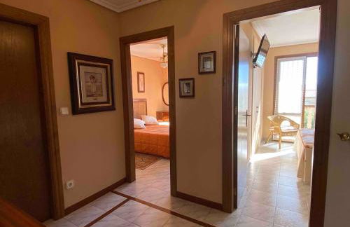 Maravillosa casa con piscina en un pueblo único, Artajona - Navarra - Foto 12