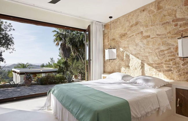 Hillside Villa With Sea-views - Photo 7