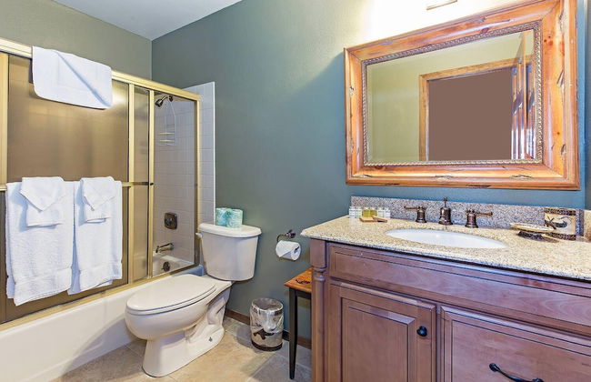 Winterset #33 - Near Golf, Shops & Eats! - Foto 10