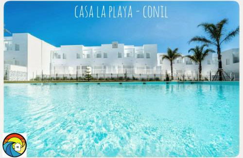 CASA LA PLAYA-CONIL Vacaciones de Lujo en Conil con Todas las Comodidades NETFLIX-HBO-DISNEY-CANALES DE FUTBOL-WIFI ALTA VELOCIDAD-SMART TV 65"-ALEXA - Foto 1