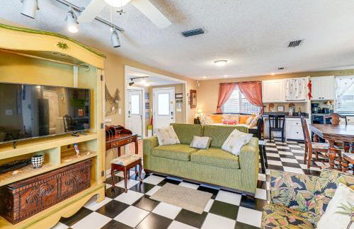 Cozy PCB Cottage about 1 Block to Beach! - Photo 12