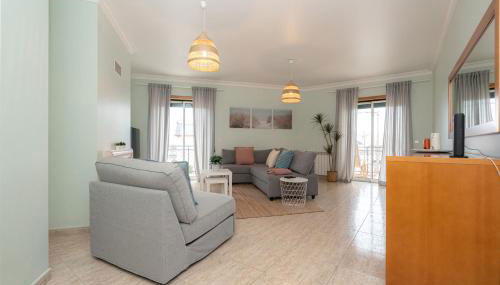 Atlantic Ocean 2BDR with Pool by LovelyStay - Foto 4