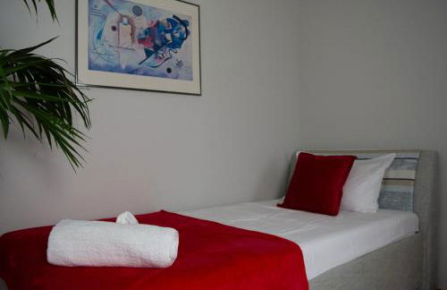 Lovely villa Monte close to Cologne with three bedrooms and one bathroom - Foto 35