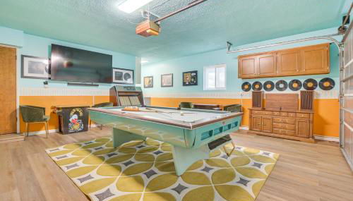 Stunning MCM Escape with Mtn Views in San Bernardino - Foto 2