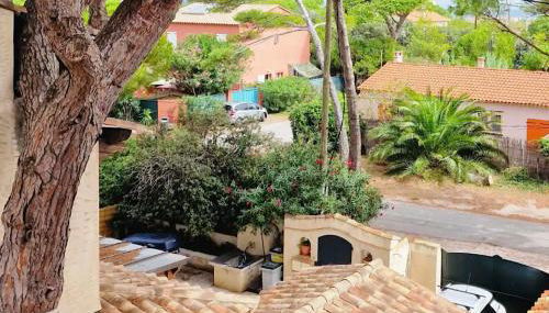 Les flamants Roses la Capte Clim 4pers 100m plage - Foto 5, Garden view