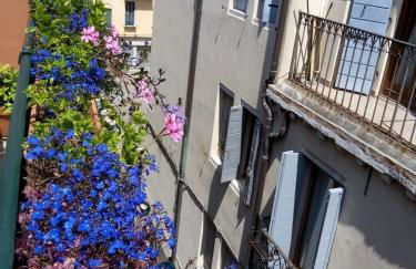 Ca' San Silvestro 2 terrazze nel cuore di Venezia - Foto 9