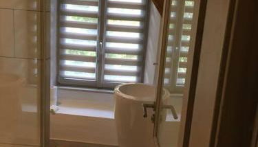 Gîte La Tour des Remparts Pool & Jacuzzi - Foto 2