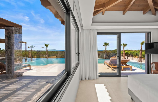 Villa Anassa - Luxurious 4-Bedroom Villa with Private Pool by Temma Villas - Photo 27