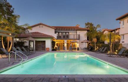 Coastal Retreat w Pool Spa BBQ Near Beaches Golf Courses Ritz Pointe Condo by AvantStay - Foto 33