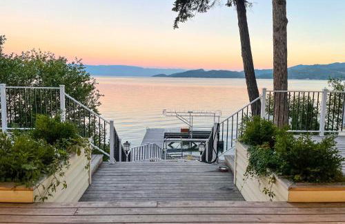 Peaceful Lakeside Retreat with Deck and Amazing Views! - Foto 29