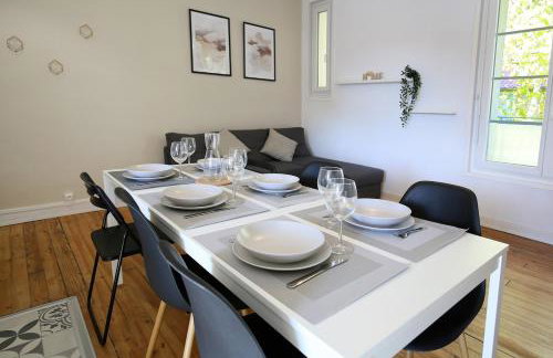 Grand T3 lumineux - proche centre & parking facile - Foto 33