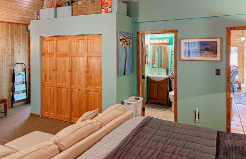 Hike, Fish and Relax Secluded Miami Retreat with Deck - Foto 12