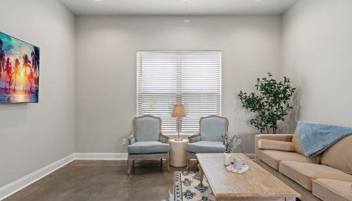 NEW Youngsville Escape KING Beds Cajun Luxury WiFi - Foto 3