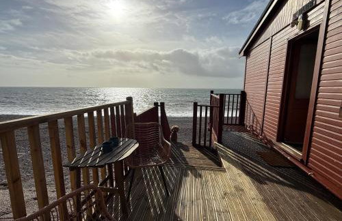 Branscombe Chalet on the Beach - Photo 15